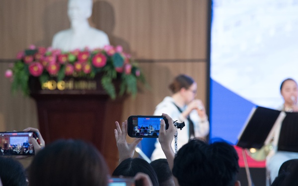 U.S. 7th Fleet Band performs at the University of Da Nang