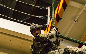 EODMU 5 Sailors Conduct Fast Rope Drills
