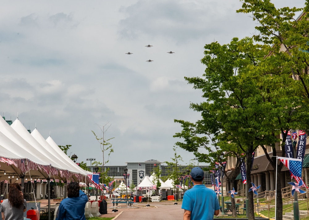 ROKAF Black Eagles soar over Camp Humphreys