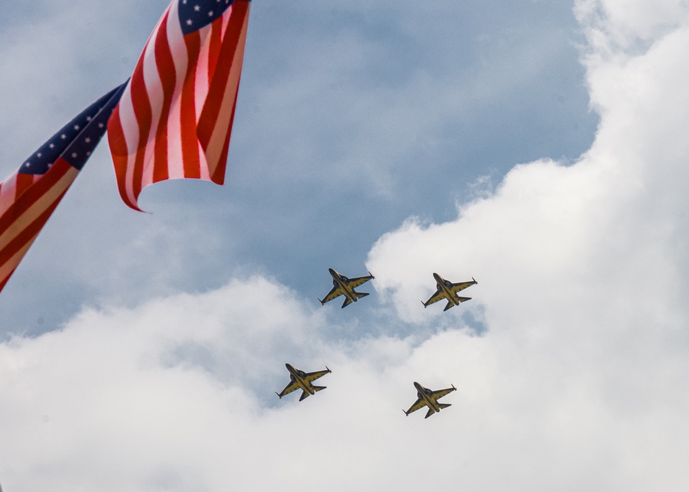 ROKAF Black Eagles soar over Camp Humphreys