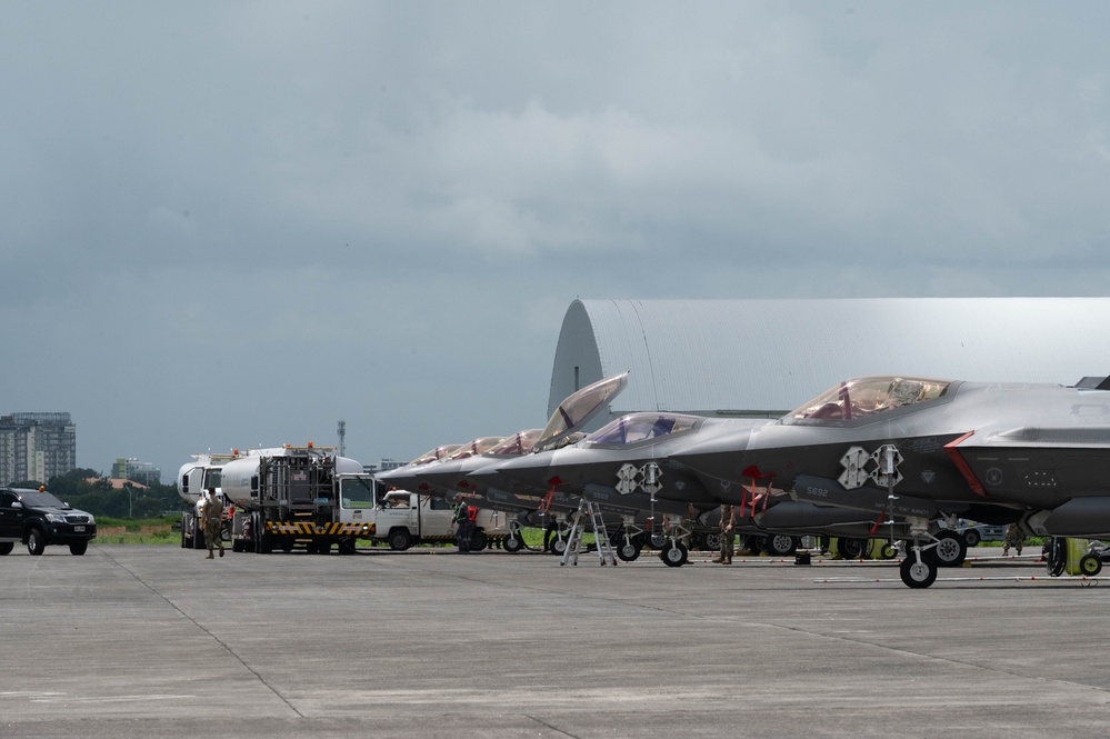 Cope Thunder 25-2: USAF F-35A Lightning II crew prepare for bilateral training