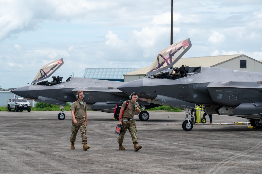 Cope Thunder 25-2: USAF F-35A Lightning II crew prepare for bilateral training