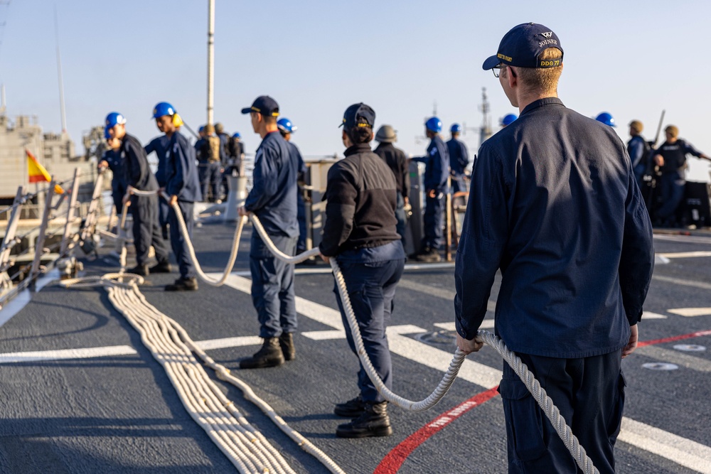 USS Mahan Departs Naval Station Rota