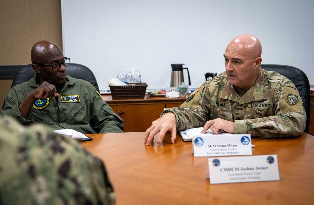 COMPACFLT Visits Guam