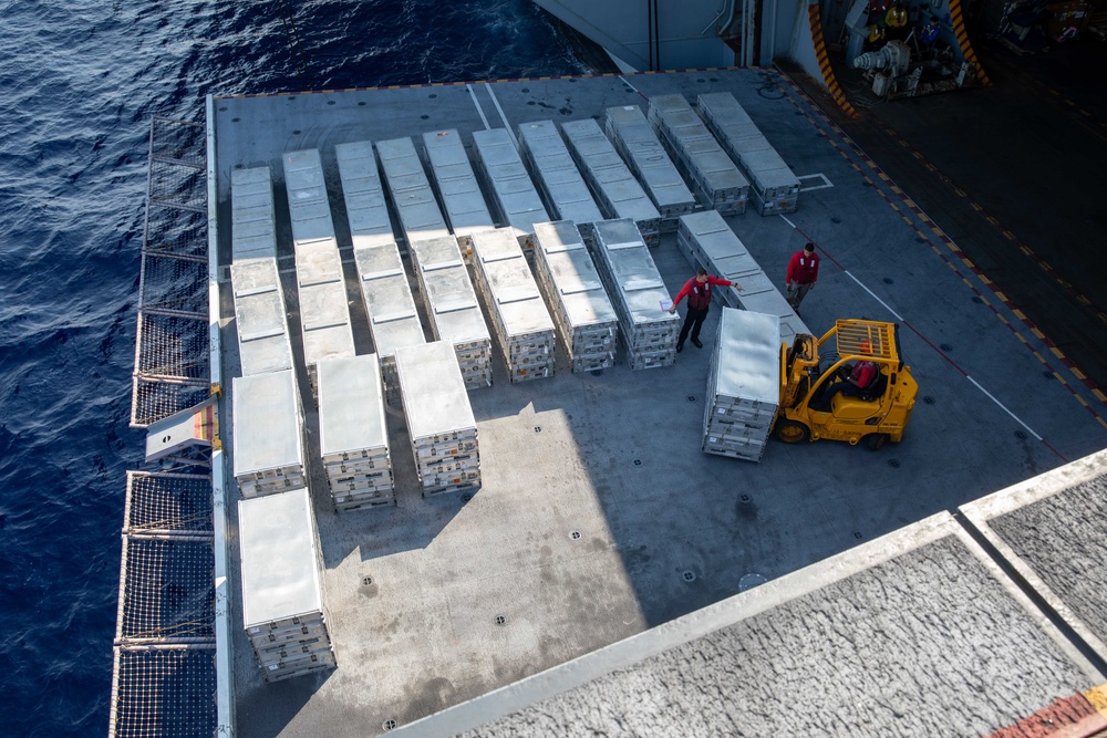 USS Gerald R. Ford (CVN 78) Conducts Vertical Replenishment
