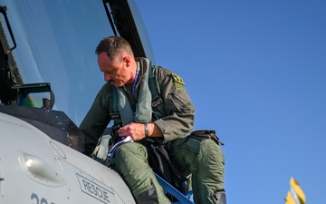 Brig. Gen. Tad Clark's F-16 Fini Flight