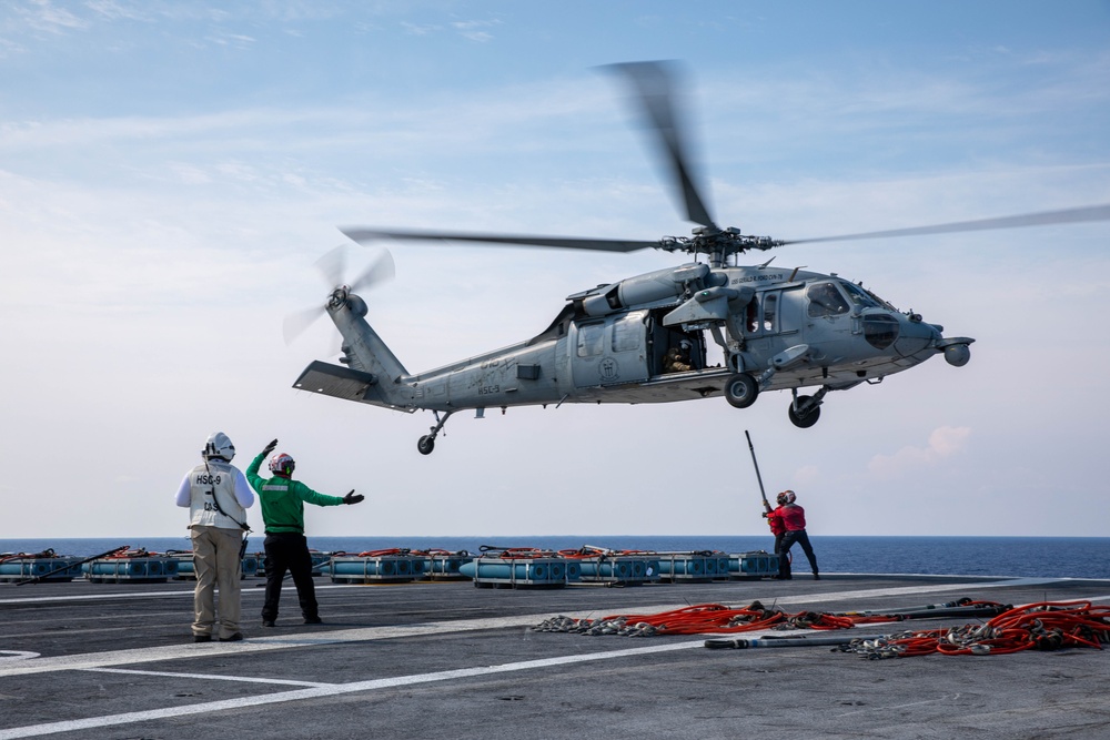 USS Gerald R. Ford (CVN 78) Conducts Vertical Replenishment
