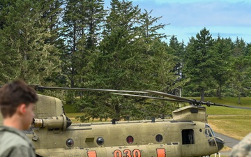 Oregon Army National Guard Aviation Gives Civil Air Patrol Cadets a Lift