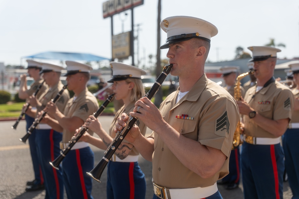 I MEF Marines participate in 29th annual Oceanside Independence Day parade