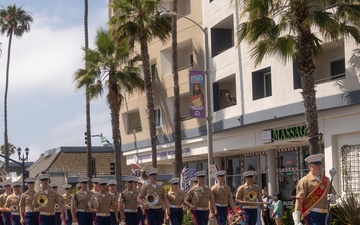 I MEF Marines participate in 29th annual Oceanside Independence Day parade