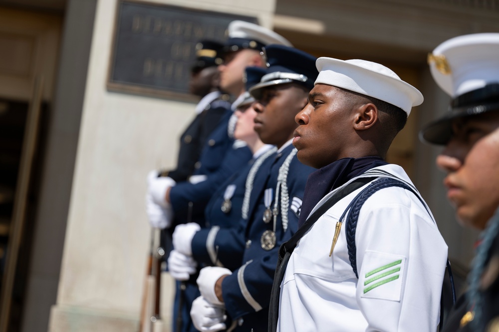 SD Hosts Israeli PM Netanyahu at the Pentagon