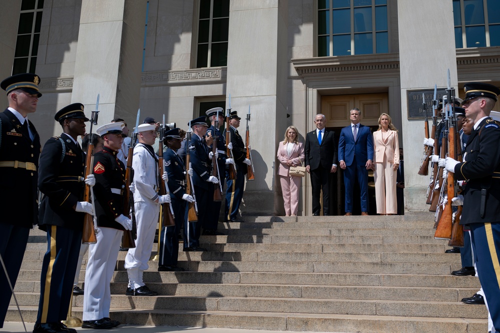 SD Hosts Israeli PM Netanyahu at the Pentagon
