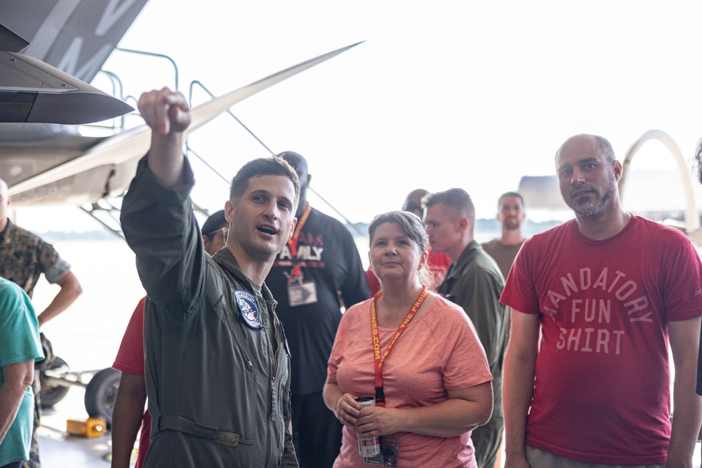 MCAS Beaufort 6th Marine Corps Recruiting District Educators Workshop