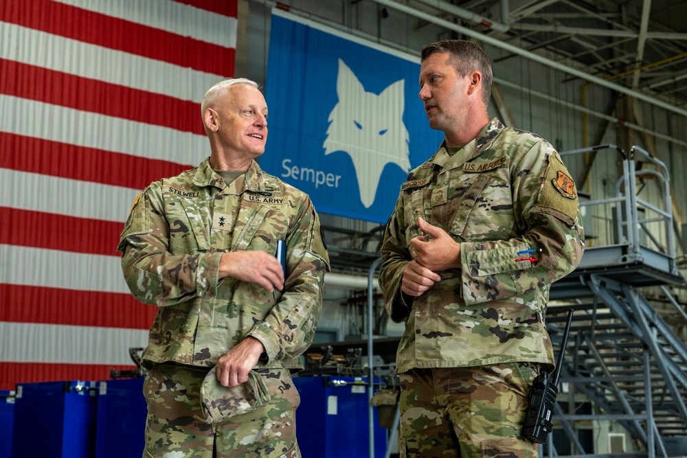 South Carolina Adjutant General Conducts Familiarization Flight, Engages with Airmen at McEntire
