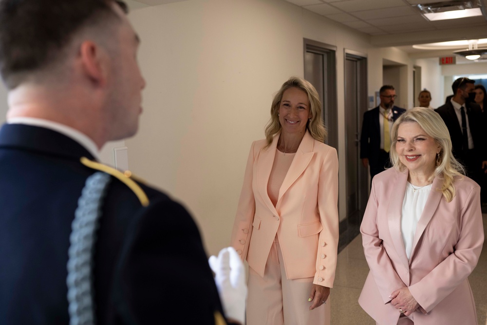 Mrs. Hegseth, Mrs. Netanyahu Tour Pentagon