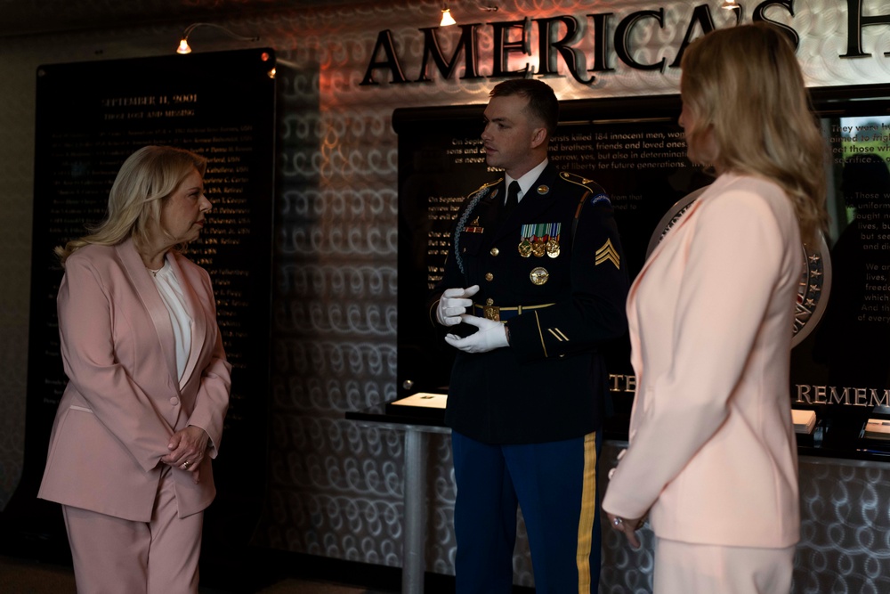 Mrs. Hegseth, Mrs. Netanyahu Tour Pentagon