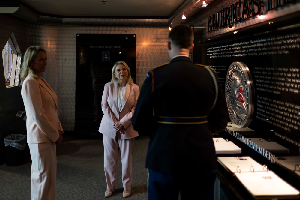Mrs. Hegseth, Mrs. Netanyahu Tour Pentagon