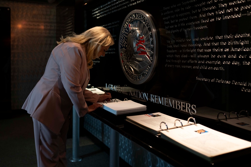 Mrs. Hegseth, Mrs. Netanyahu Tour Pentagon