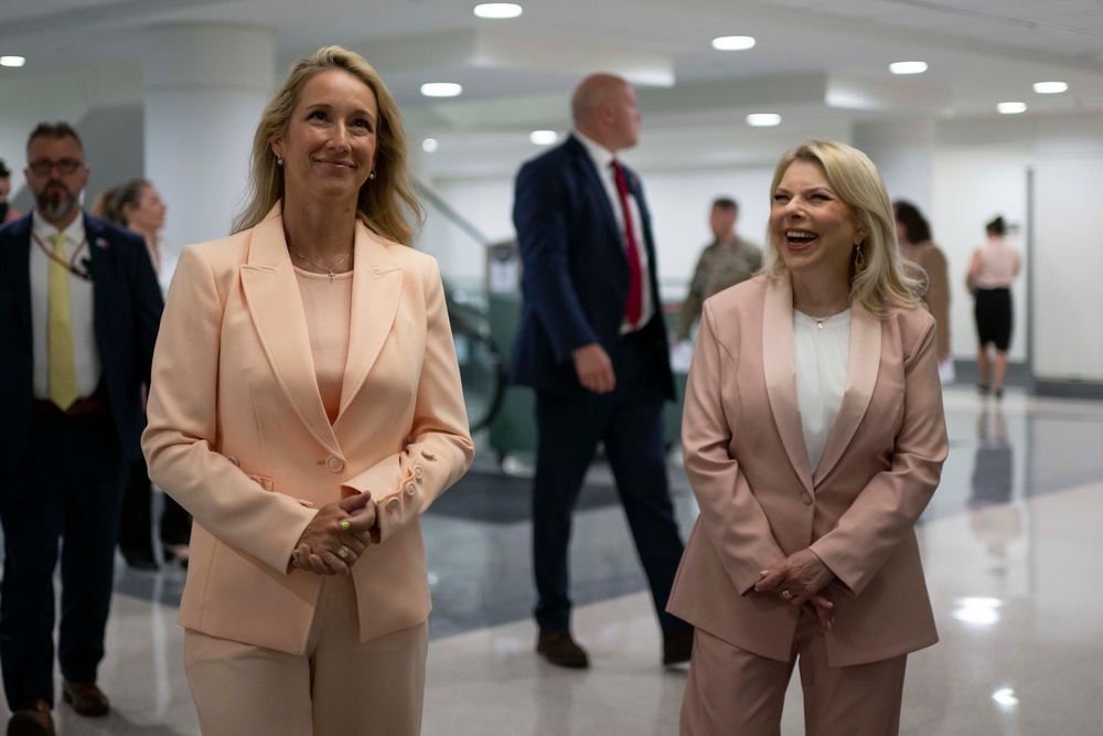 Mrs. Hegseth, Mrs. Netanyahu Tour Pentagon