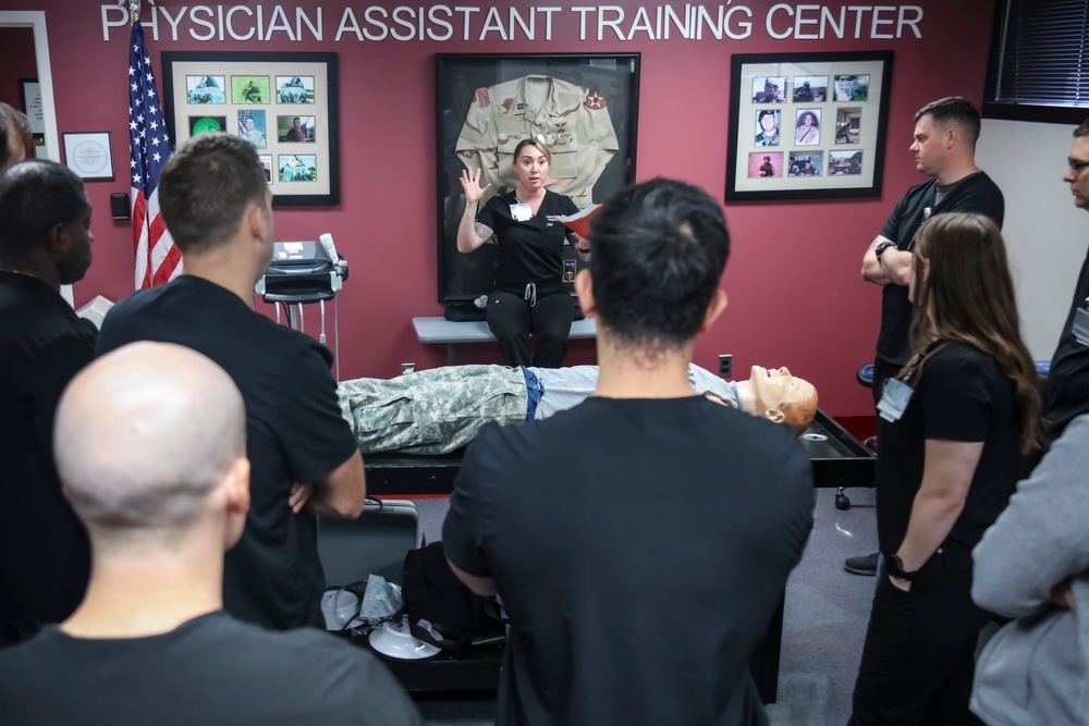 IPAP Students Practice Life-Saving Chest Tube Procedures