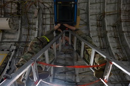 Guard, Reserves maintenance collaboration