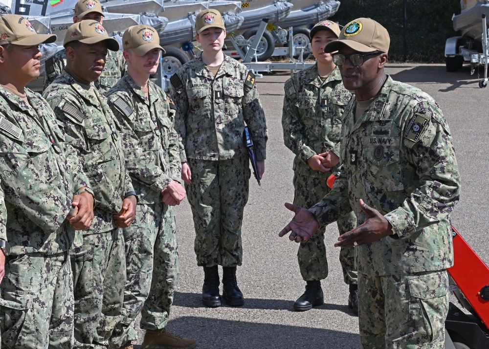 U.S. Pacific Fleet Master Chief Don Davis visits Unmanned Surface Vessel Squadron 3 in San Diego