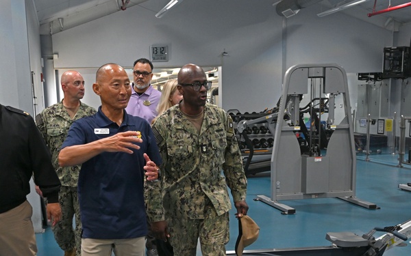 U.S. Pacific Fleet Master Chief Don Davis visits Naval Base Point Loma