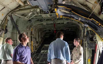 Hahira leaders tour the 347th Rescue Group
