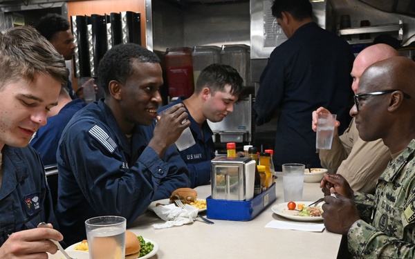 FLTCM Don Davis visits USS Alexandria