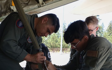 VMGR-153 trains in Idaho