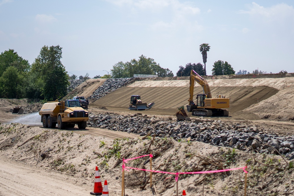 LA District leads Riverside levee rehabilitation effort