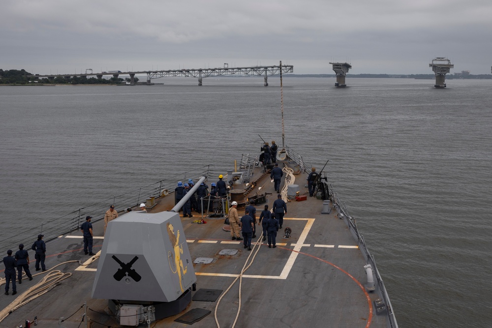 USS Winston S. Churchill (DDG 81) Departs Naval Weapons Station Yorktown