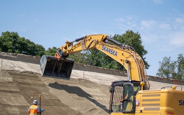 LA District leads Riverside levee rehabilitation effort