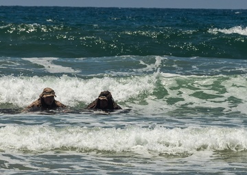 V31 conducts EOTG Boat Raid Course