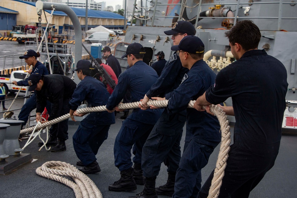 Shoup pulls into Manila