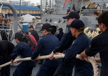 Shoup pulls into Manila