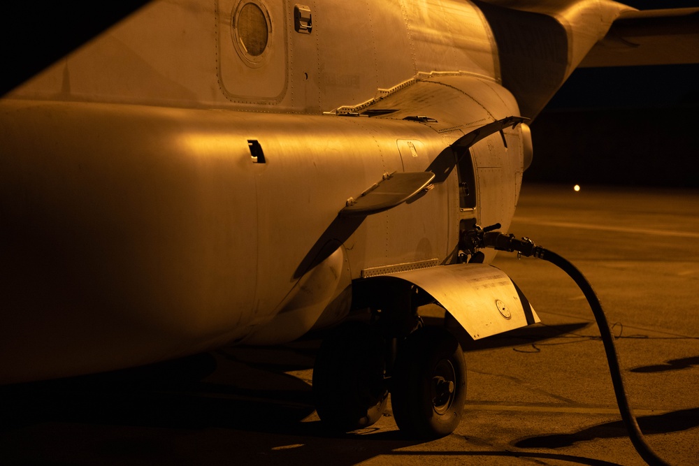 MRF-D 25.3: U.S. Marines use TAGRS to refuel Australian helicopter for the first time