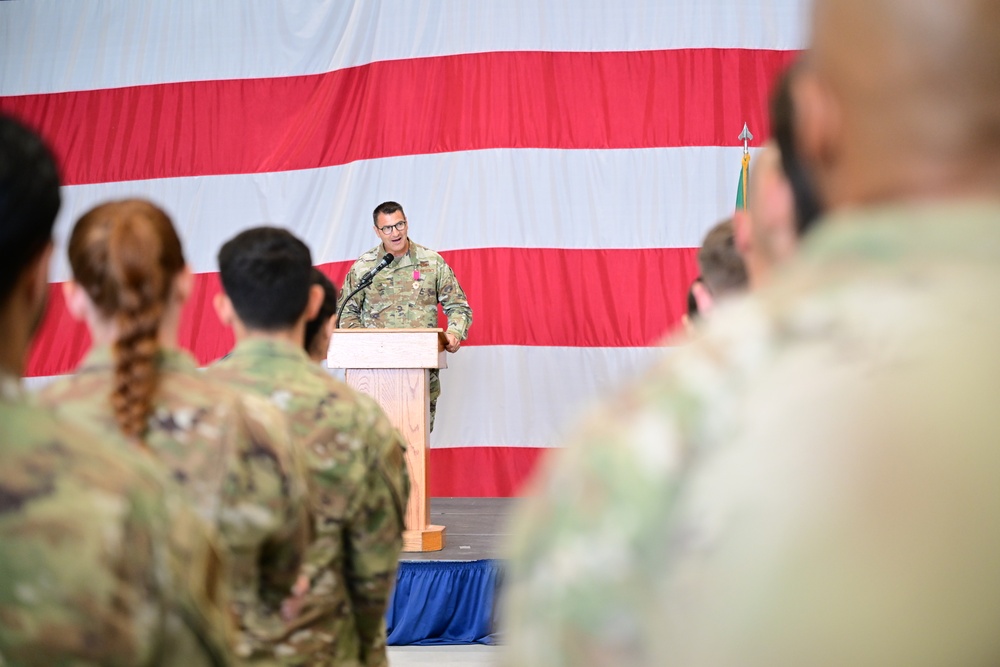 31st MXG conducts change of command ceremony