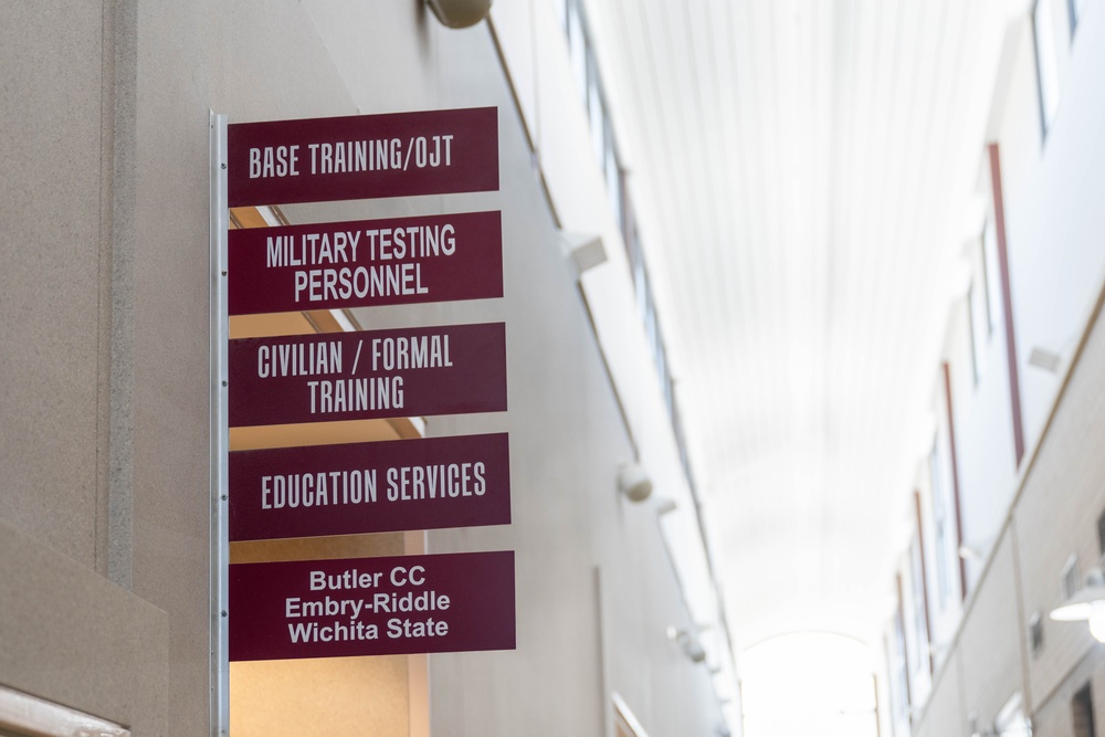 McConnell’s Education and Training Team cultivates excellence with AF-level award