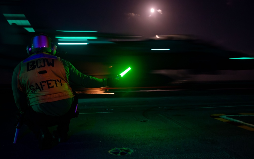 USS Gerald R. Ford (CVN 78) Conducts Night Flight Operations