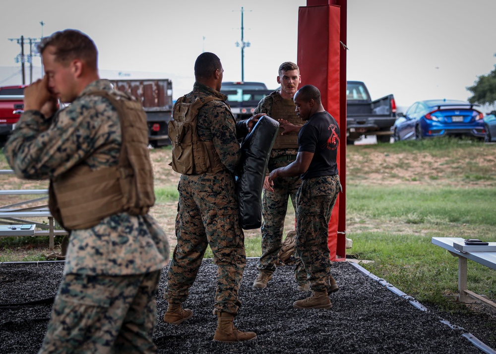 4th Reconnaissance Battalion Conducts Martial Arts Instructor Course