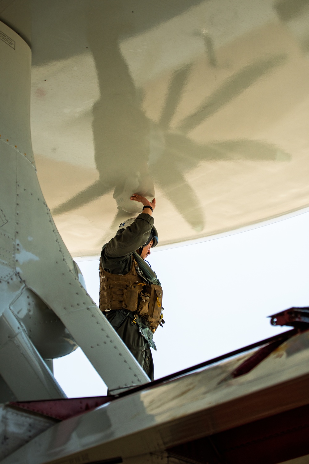 VX-1 Conducts Flight Operations