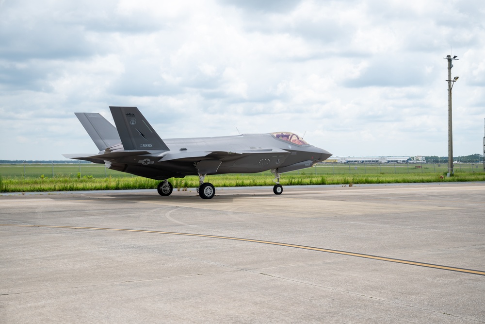Lightning Strikes Home: 125th Fighter Wing Receives First Permanently Assigned F-35s