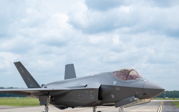 Lightning Strikes Home: 125th Fighter Wing Receives First Permanently Assigned F-35s