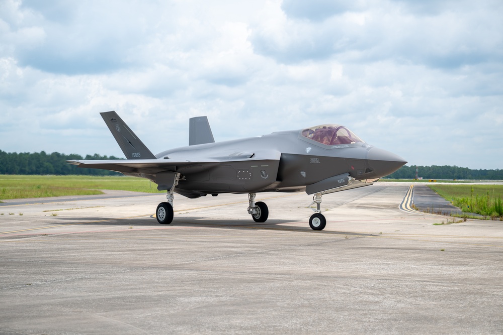 Lightning Strikes Home: 125th Fighter Wing Receives First Permanently Assigned F-35s