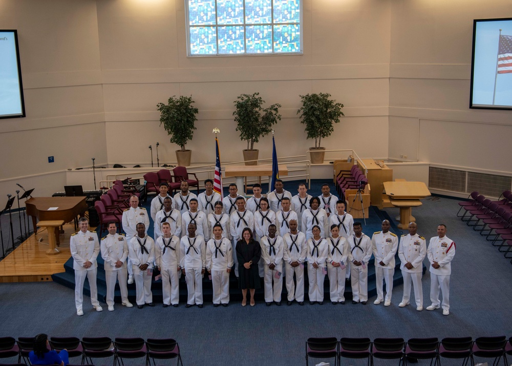 DVIDS Images Recruit Training - 1000w Q95 