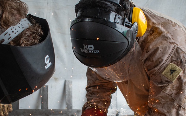 U.S. Marines begin power tool training to support southern border mission