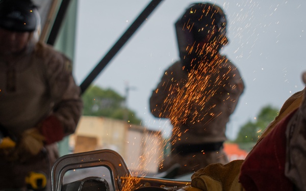 U.S. Marines begin power tool training to support southern border mission