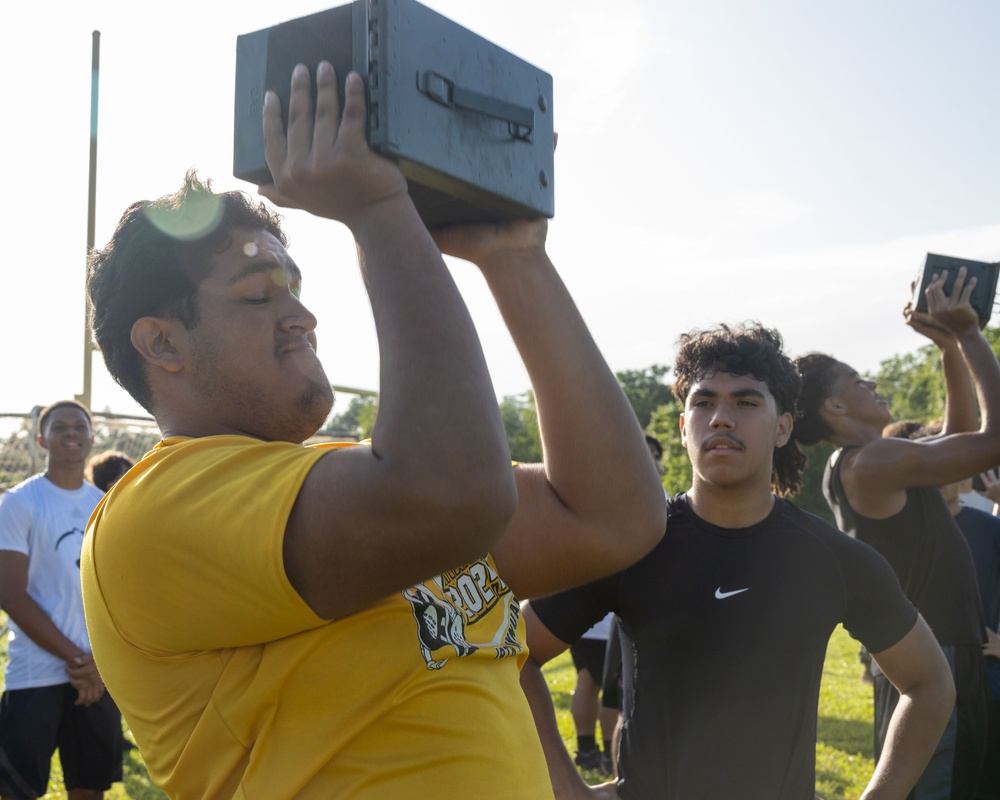 Recruiting Sub-Station Austin South visits Crockett High School