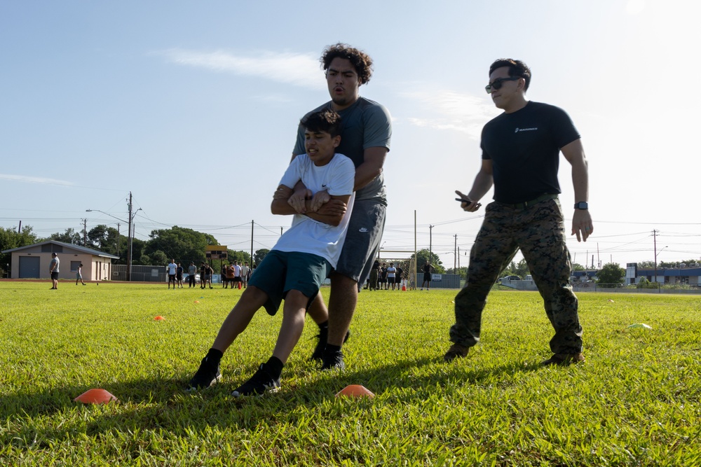 Recruiting Sub-Station Austin South visits Crockett High School